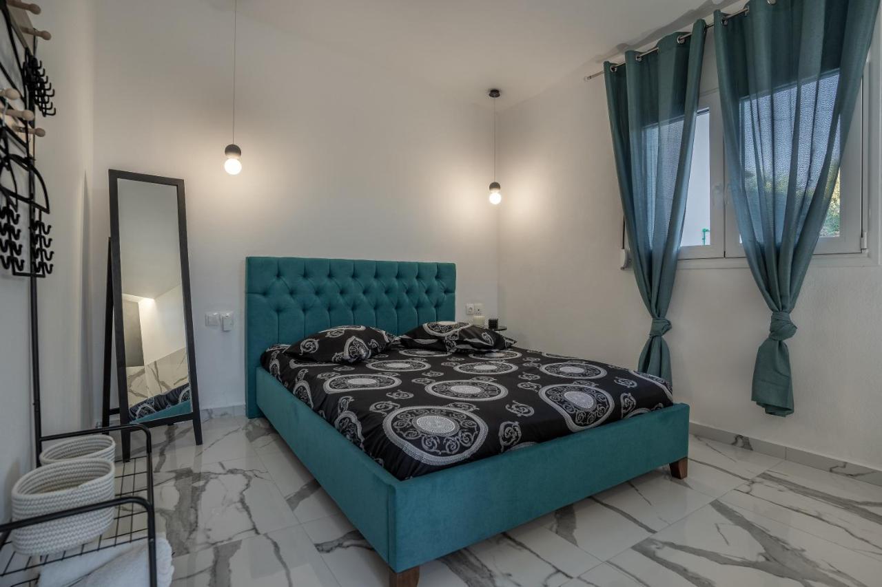 Villa Aktis With Freshwater Pool And Sea View Sissi  Exterior photo